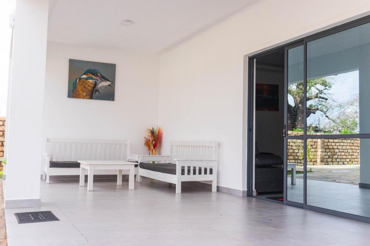 4 U Luxury Bungalows Diani Diani Beach Eksteriør bilde