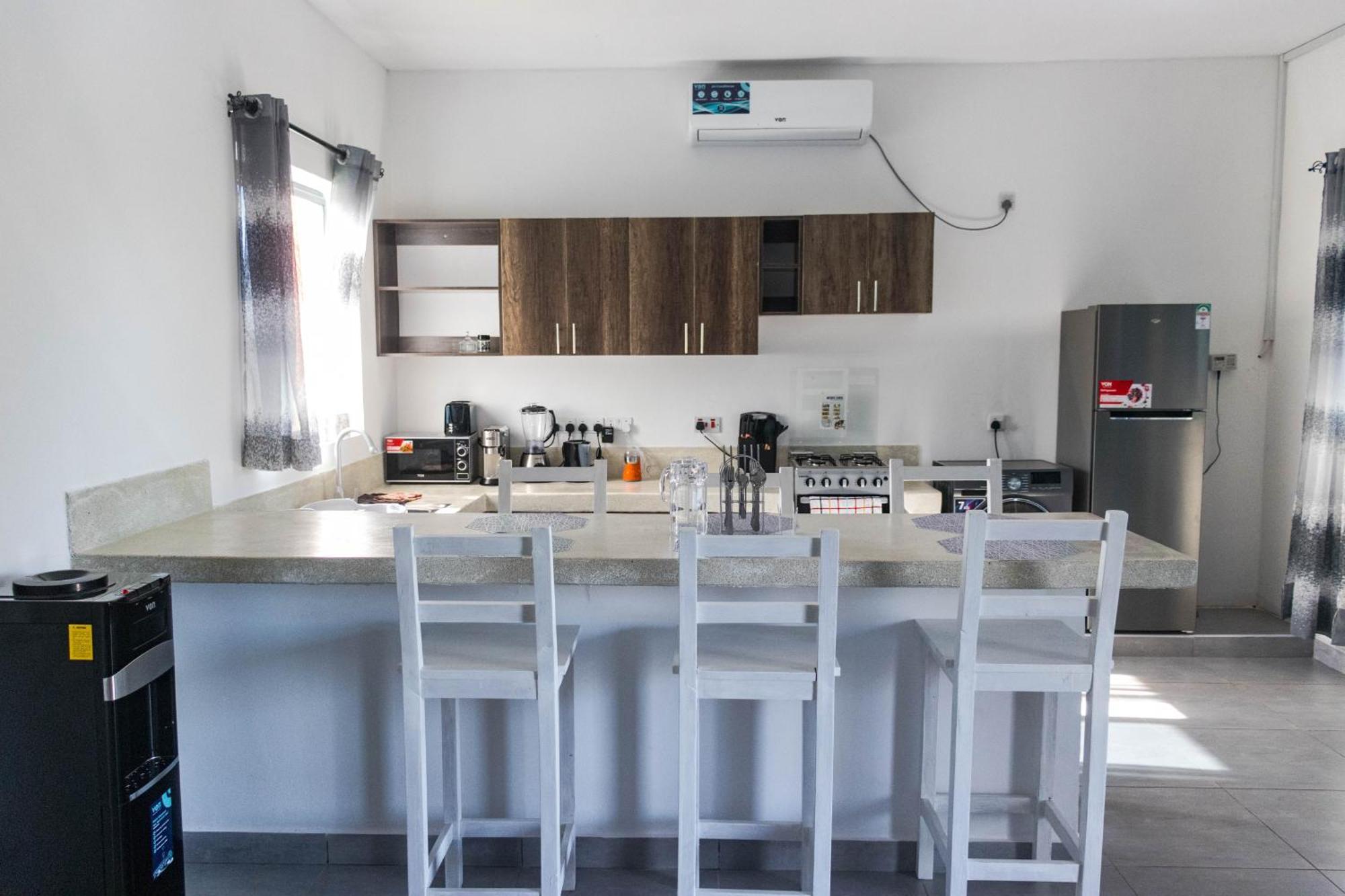 4 U Luxury Bungalows Diani Diani Beach Eksteriør bilde