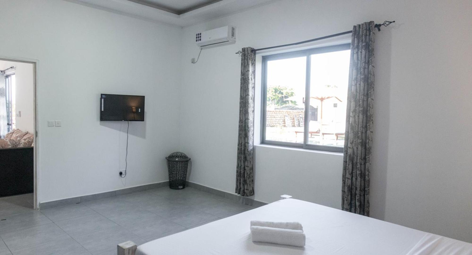 4 U Luxury Bungalows Diani Diani Beach Eksteriør bilde