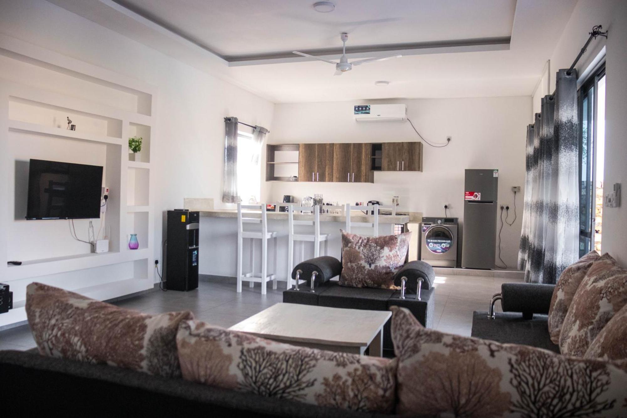 4 U Luxury Bungalows Diani Diani Beach Eksteriør bilde